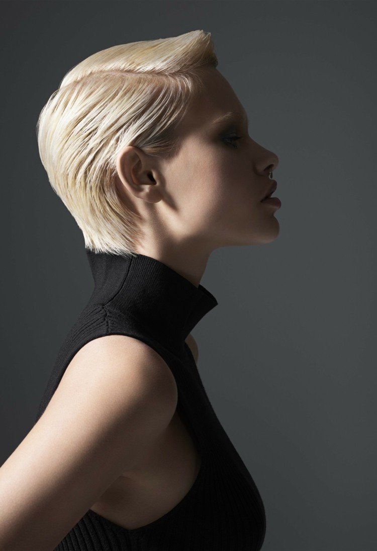 kurzhaarfrisuren-damen-2018-seitenscheitel-blond kurzhaarfrisuren damen 2018 seitenscheitel blond