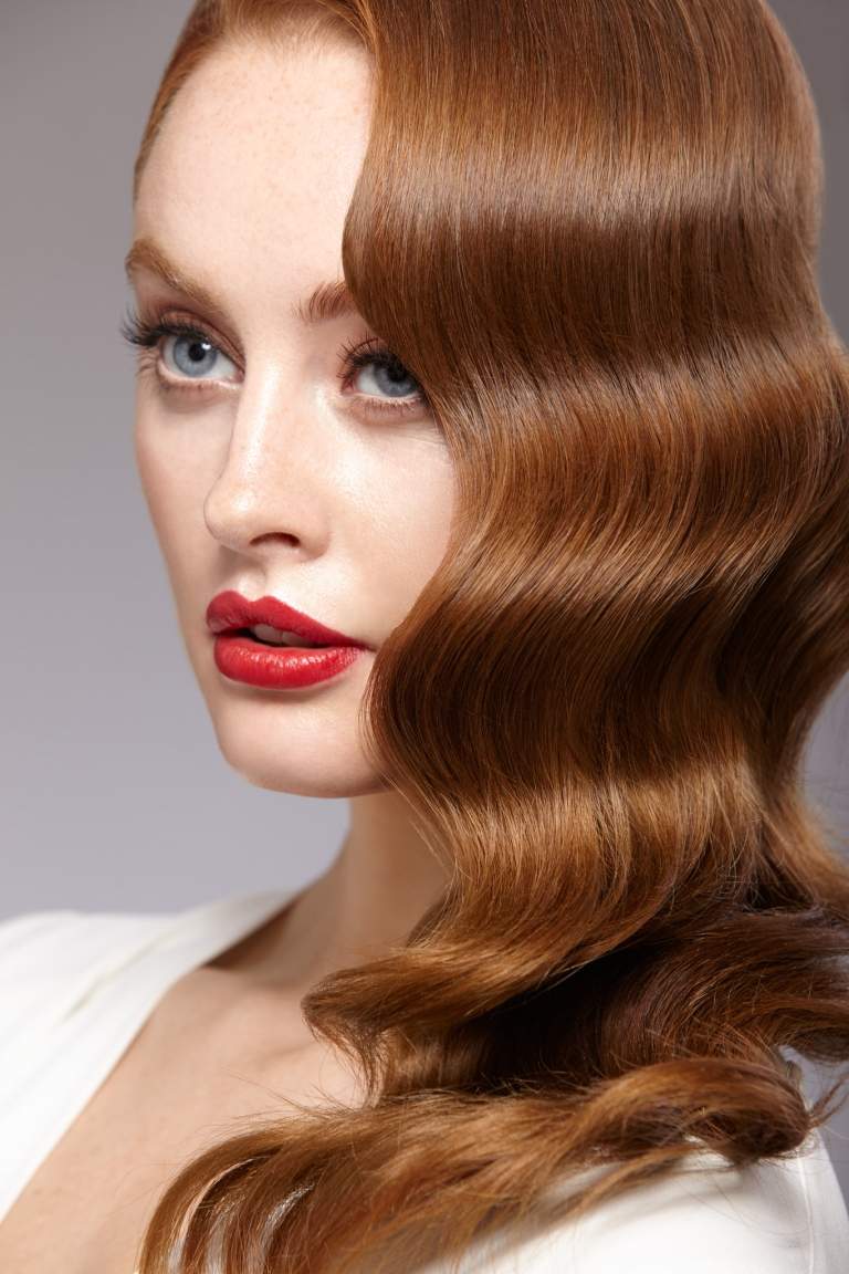 Locken mit Glätteisen Anleitung 20er Jahre Frisuren für lange Haare